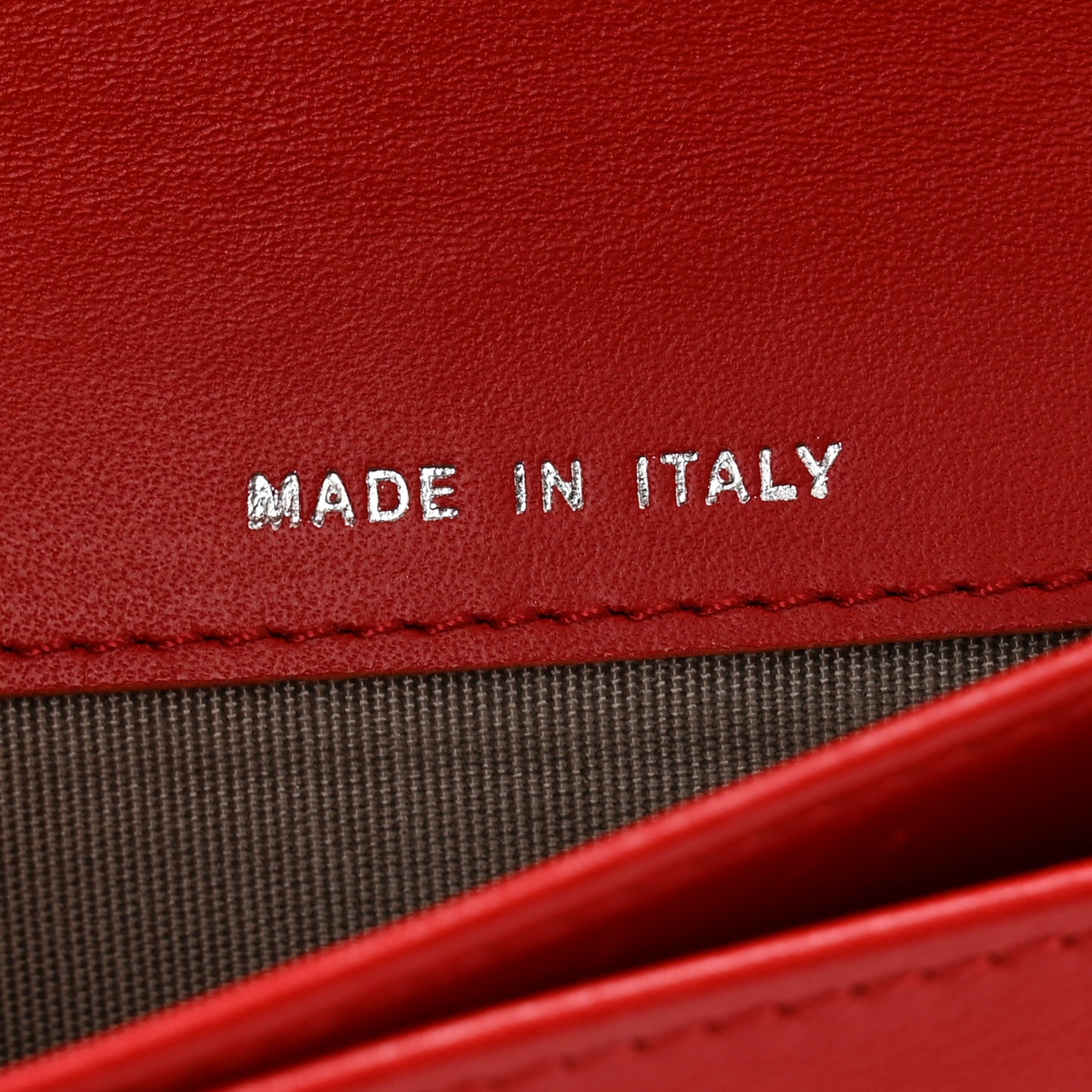 Caviar Timeless CC Zipped Pocket Wallet Red