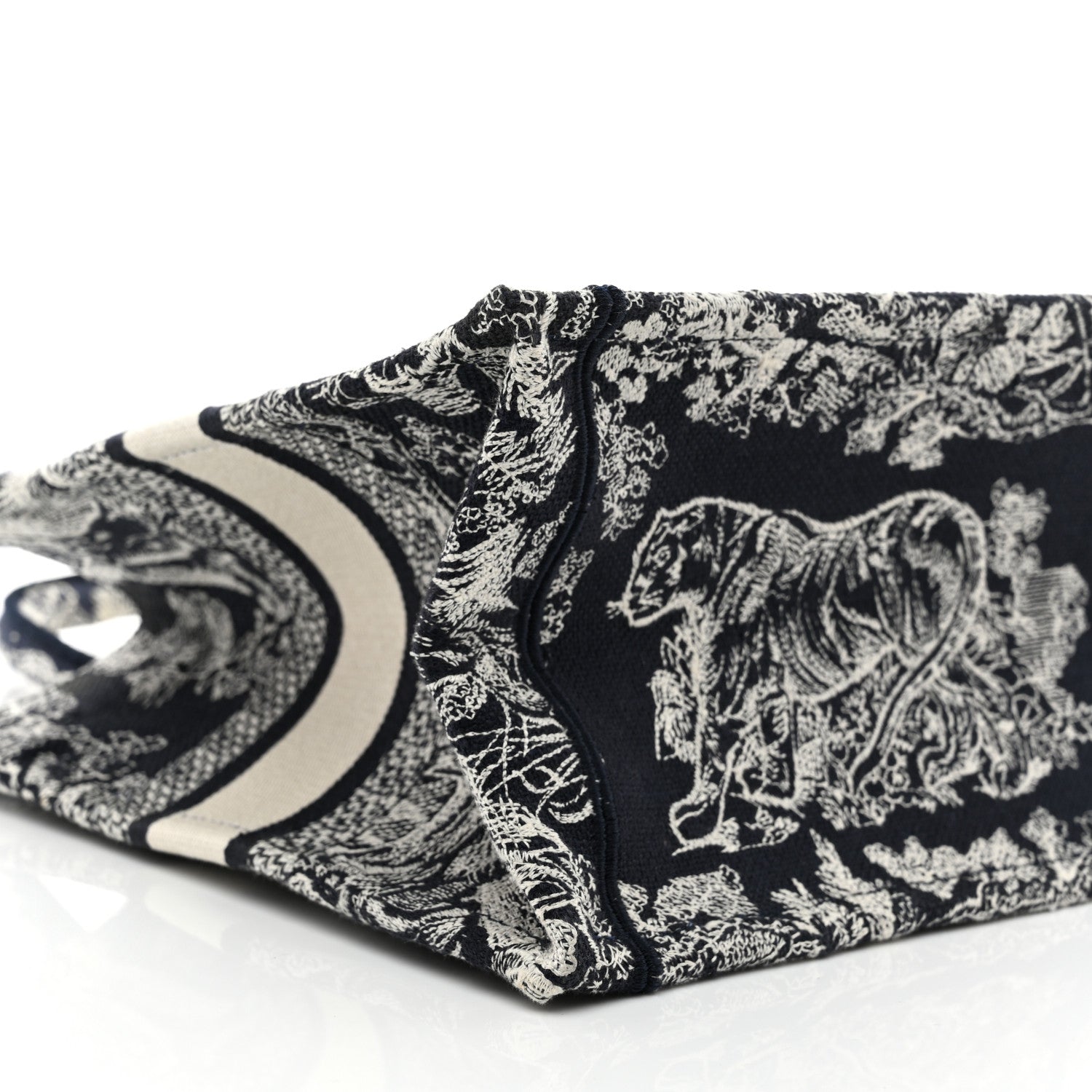 Christian Dior Canvas Embroidered Small Dioriviera Toile De Jouy Book Blue 9 of 10