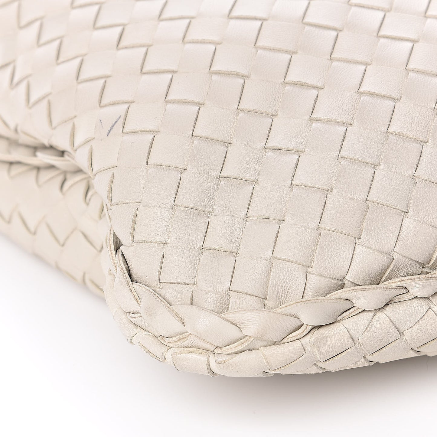 Nappa Intrecciato Medium Veneta Hobo Cream