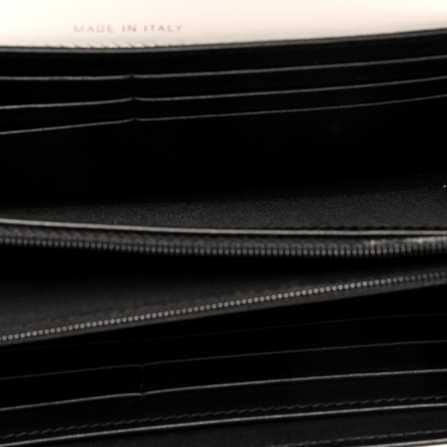 Chanel Lambskin Quilted Chanel 19 Flap Wallet White Black 5 of 7