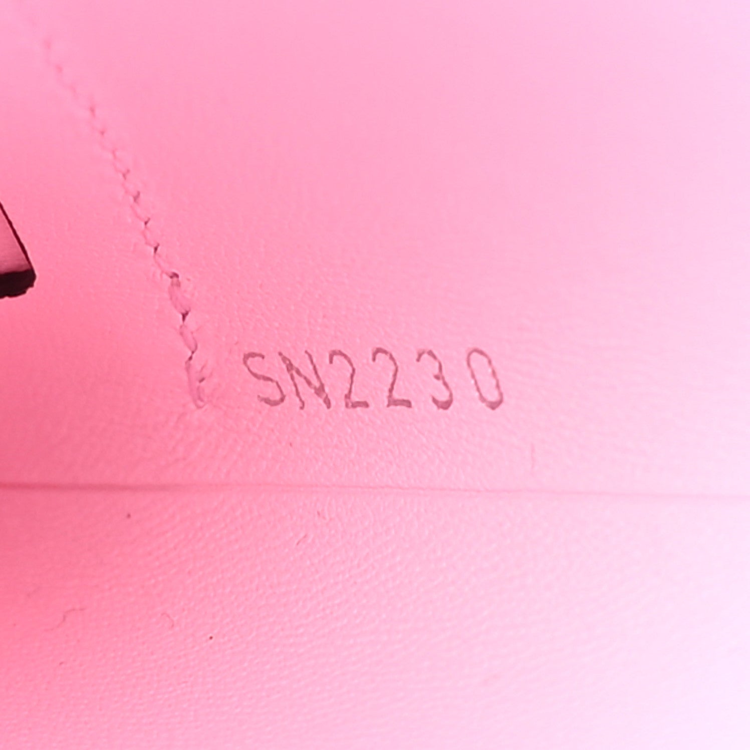 Louis Vuitton Monogram Escale Kirigami Pochette Set 8 of 10