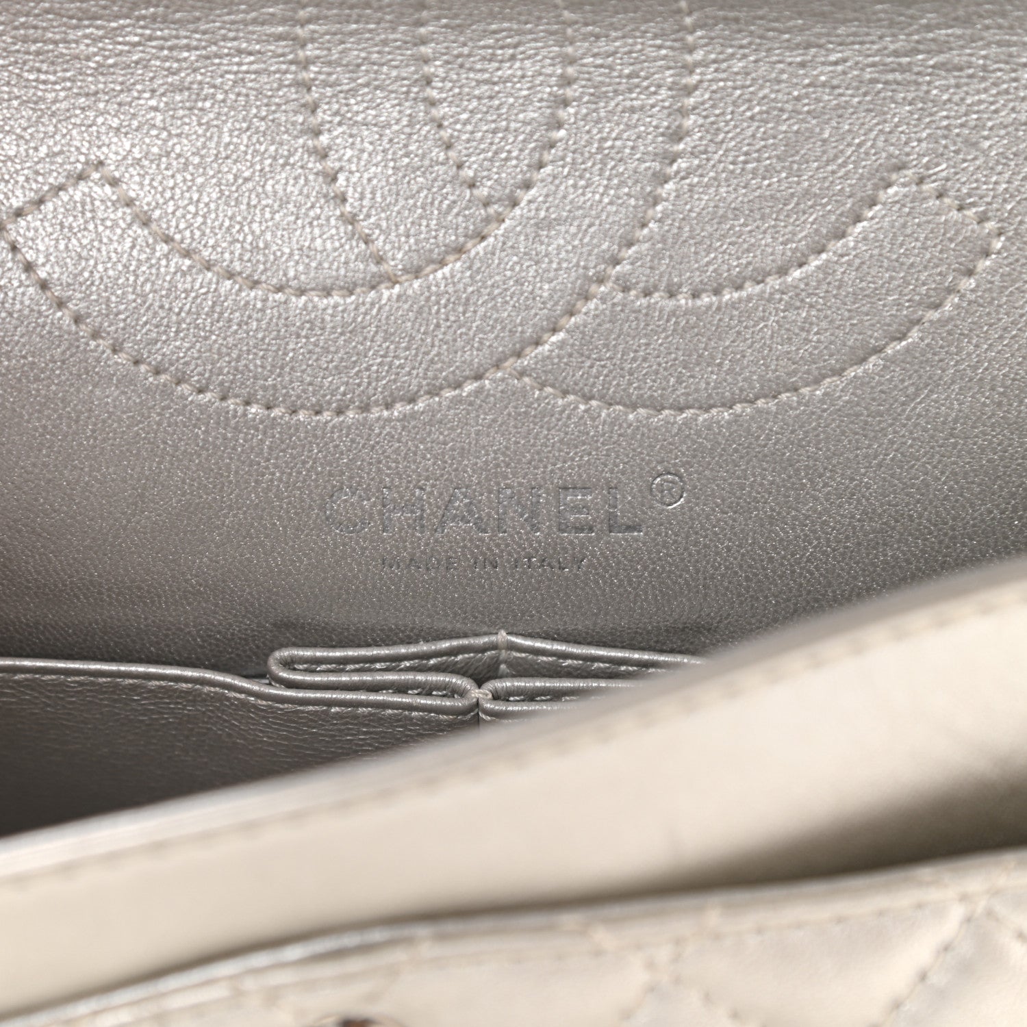 Chanel Metallic Lambskin Quilted 2.55 Reissue 225 Flap Silver 6 of 9