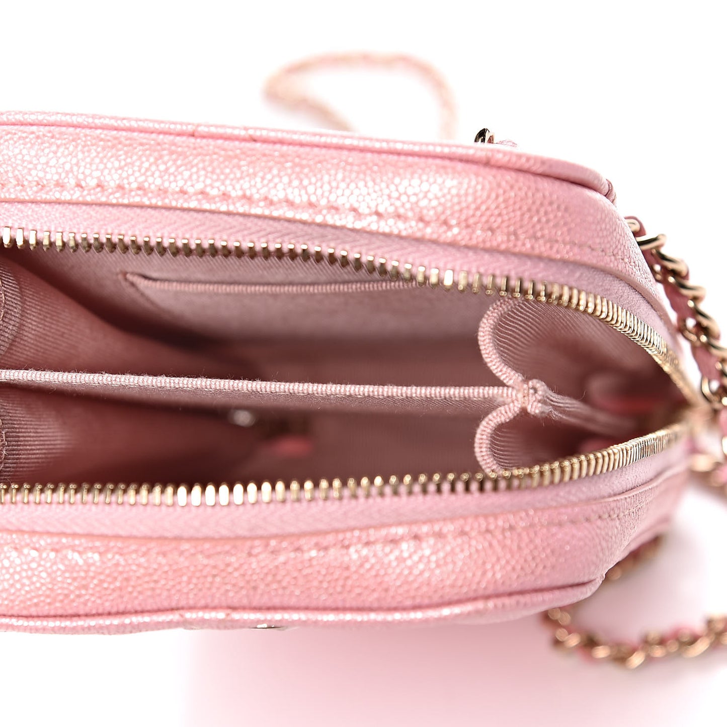 Iridescent Caviar Quilted Classic Clutch With Chain Pink