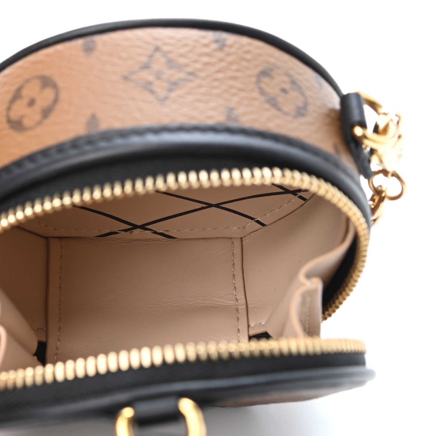 Louis Vuitton Reverse Monogram Boite Chapeau Necklace 4 of 4