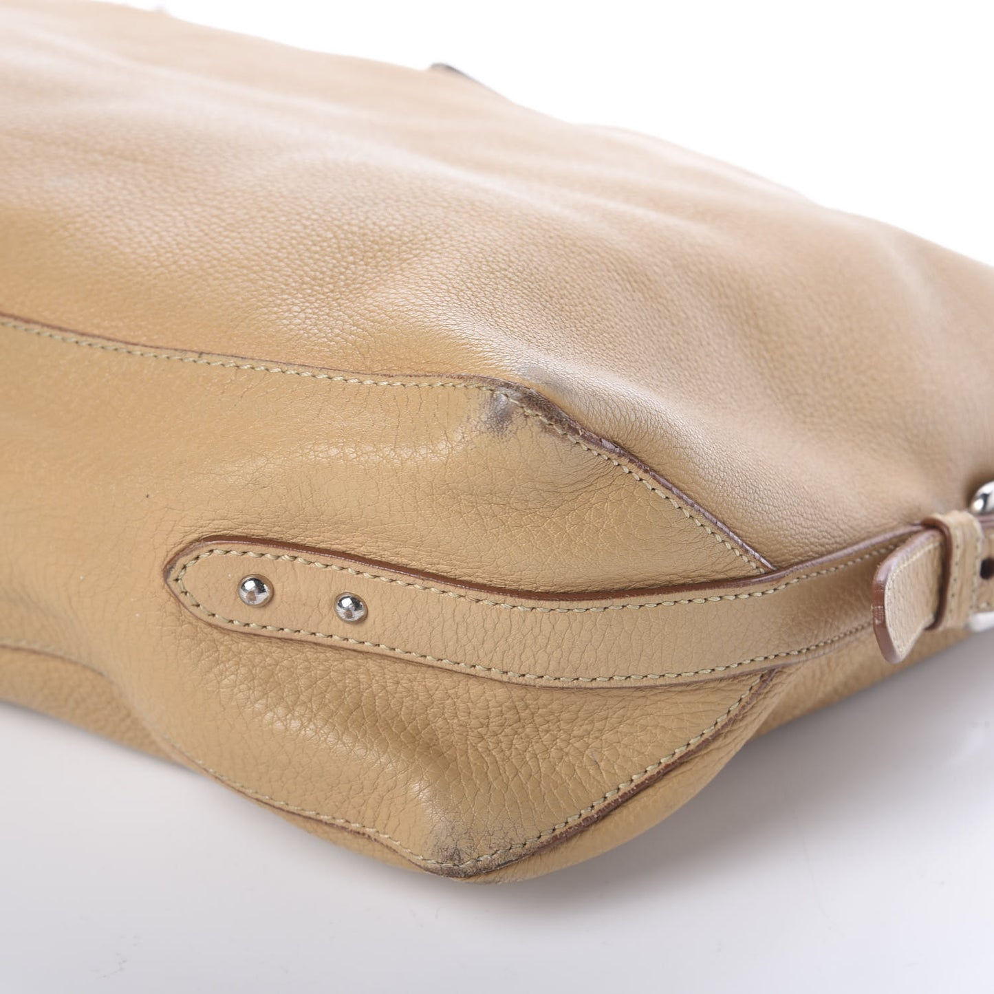 Vitello Daino Hobo Sabbia