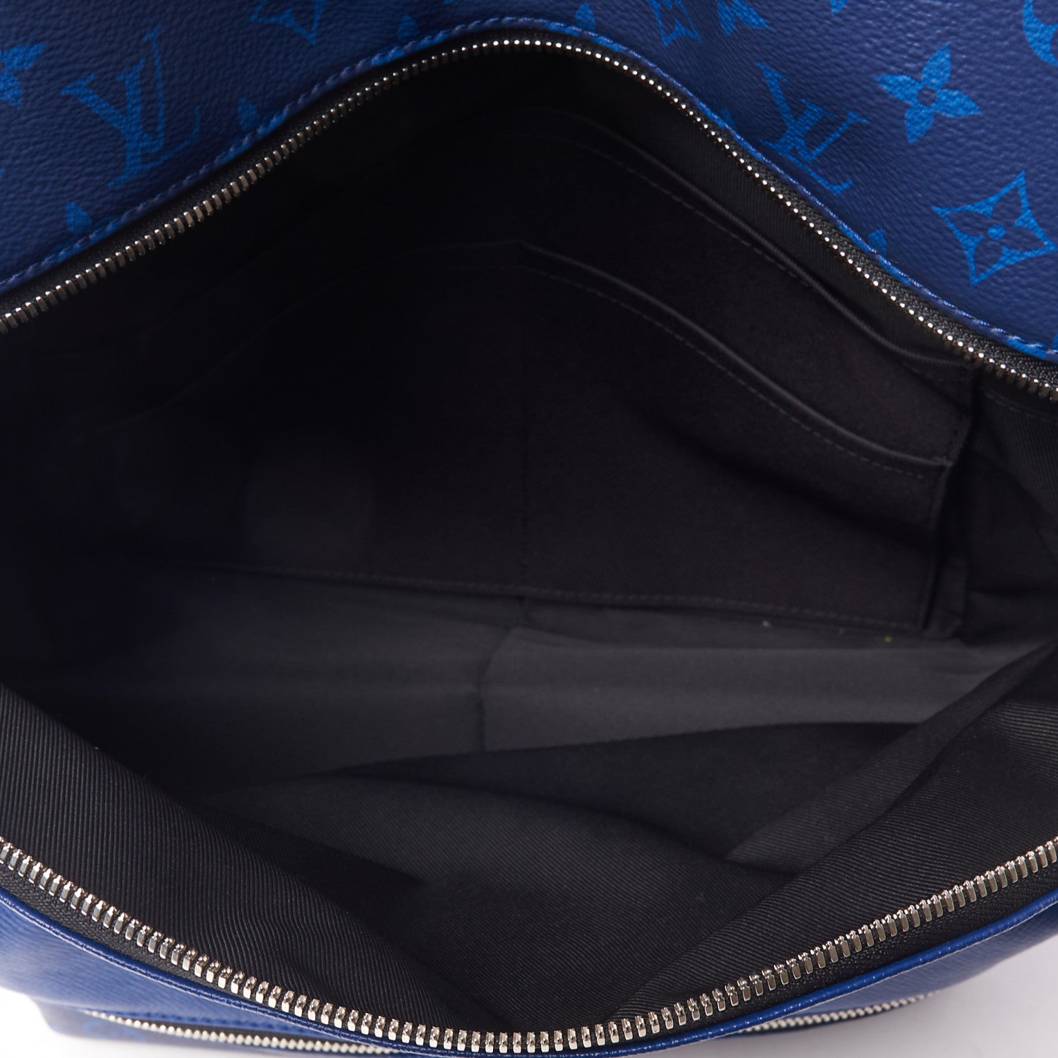 Louis Vuitton Taiga Monogram Discovery Backpack PM Cobalt 7 of 9