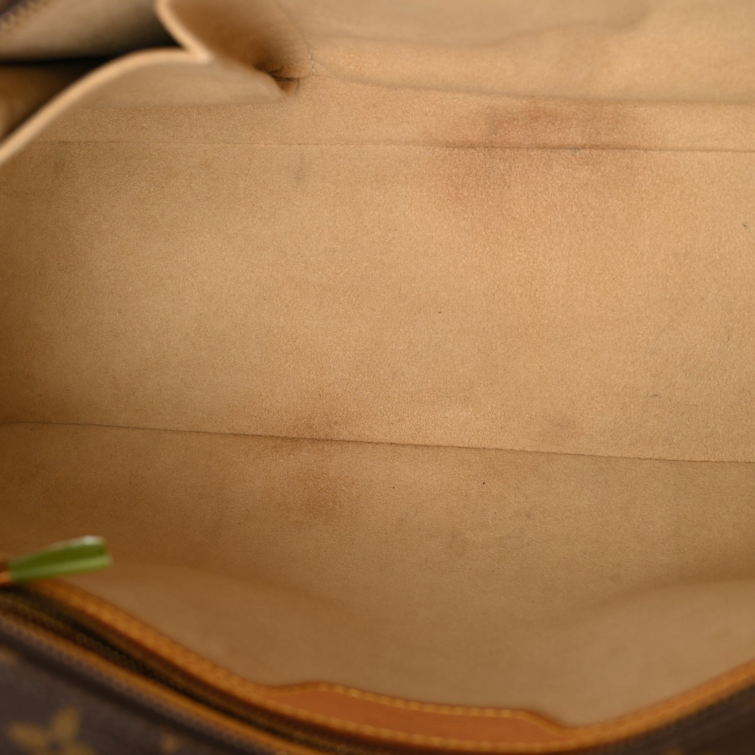 Louis Vuitton Monogram Cite GM 11 of 16