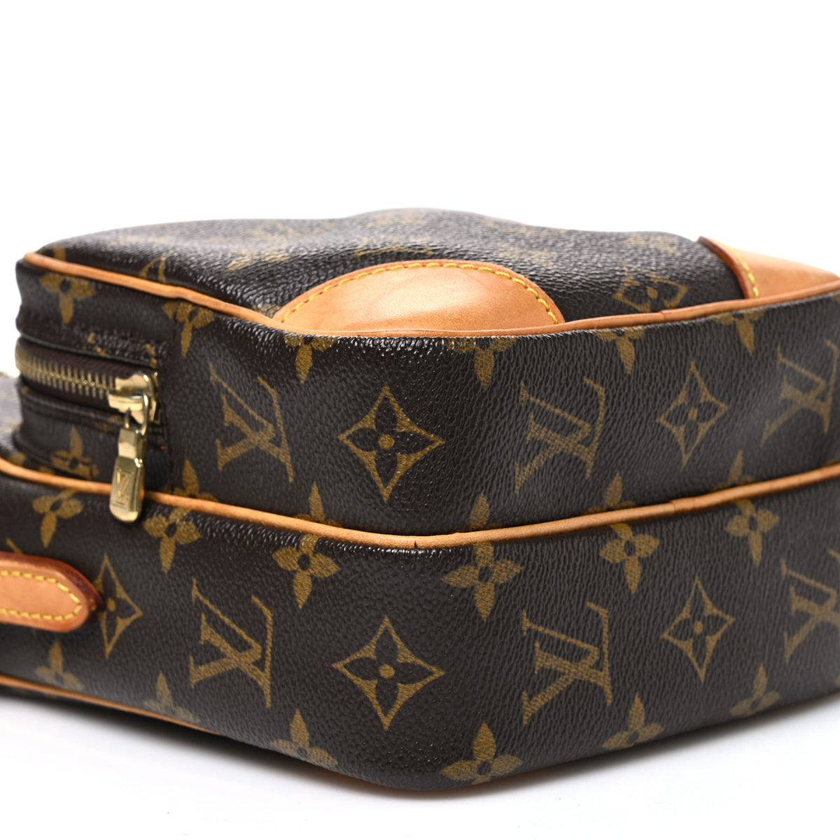 Monogram Amazone