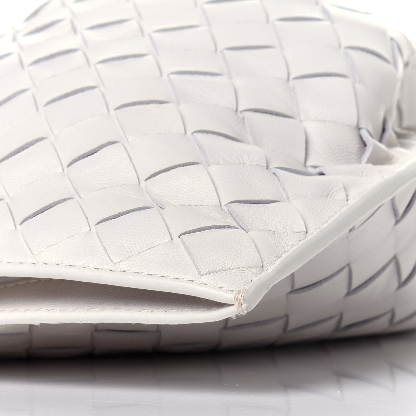 Nappa Intrecciato Mini BV Twist Chalk