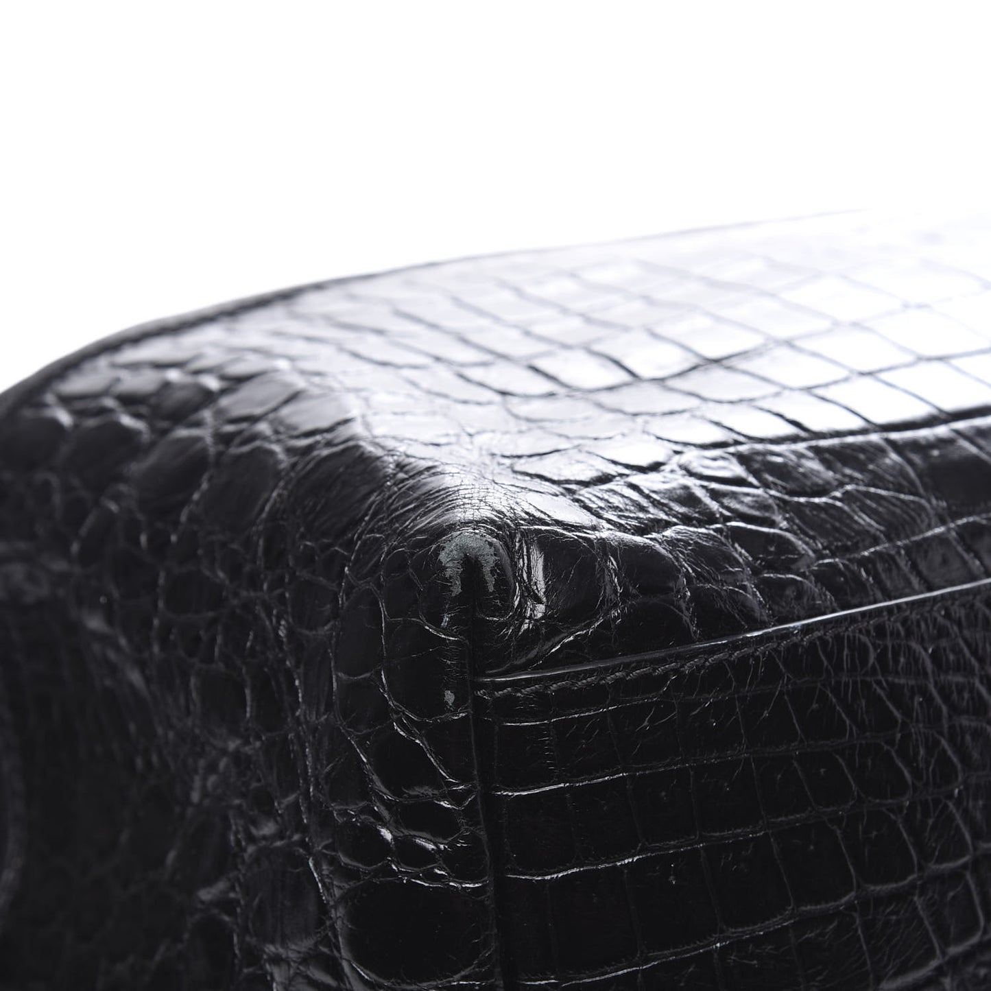 Calfskin Crocodile Embossed Medium Nightingale Black