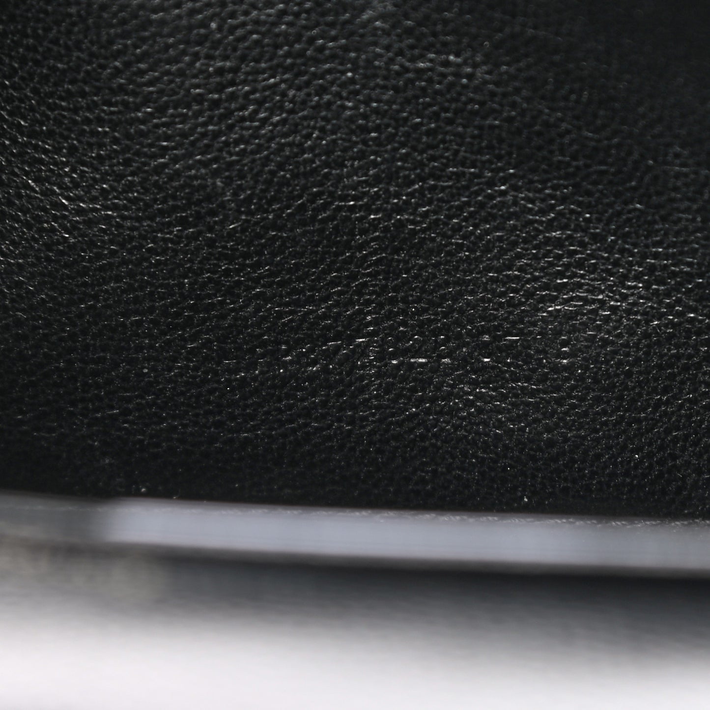 Grain De Poudre Matelasse Chevron Monogram Chain Wallet Black
