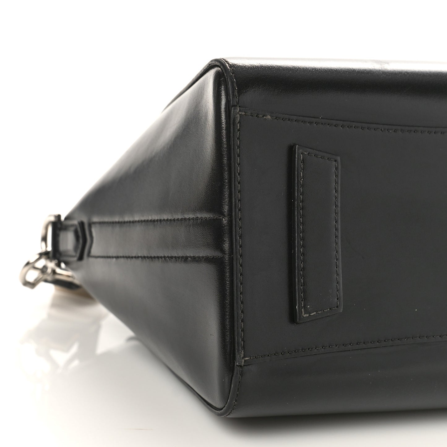 Shiny Lord Calfskin Small Antigona Black