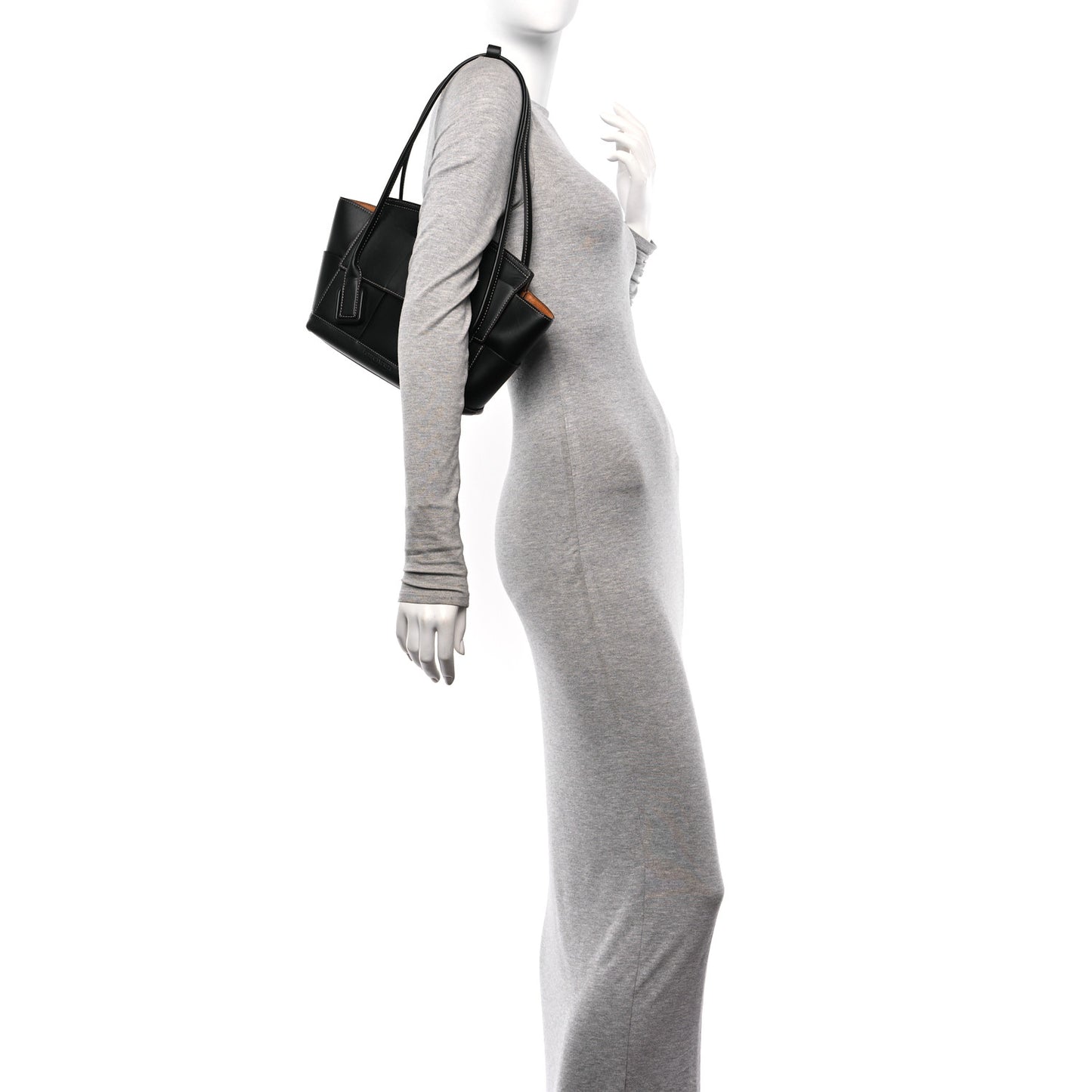 French Calfskin Maxi Intrecciato Arco 33 Black