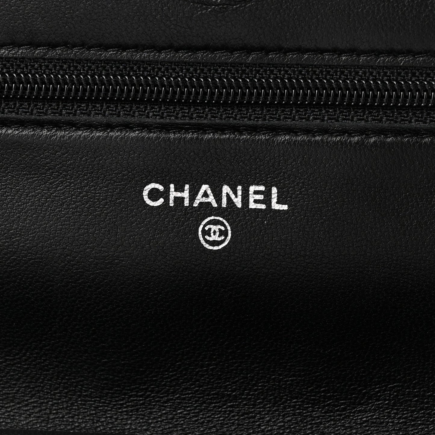 Lambskin Quilted Wallet On Chain WOC Black