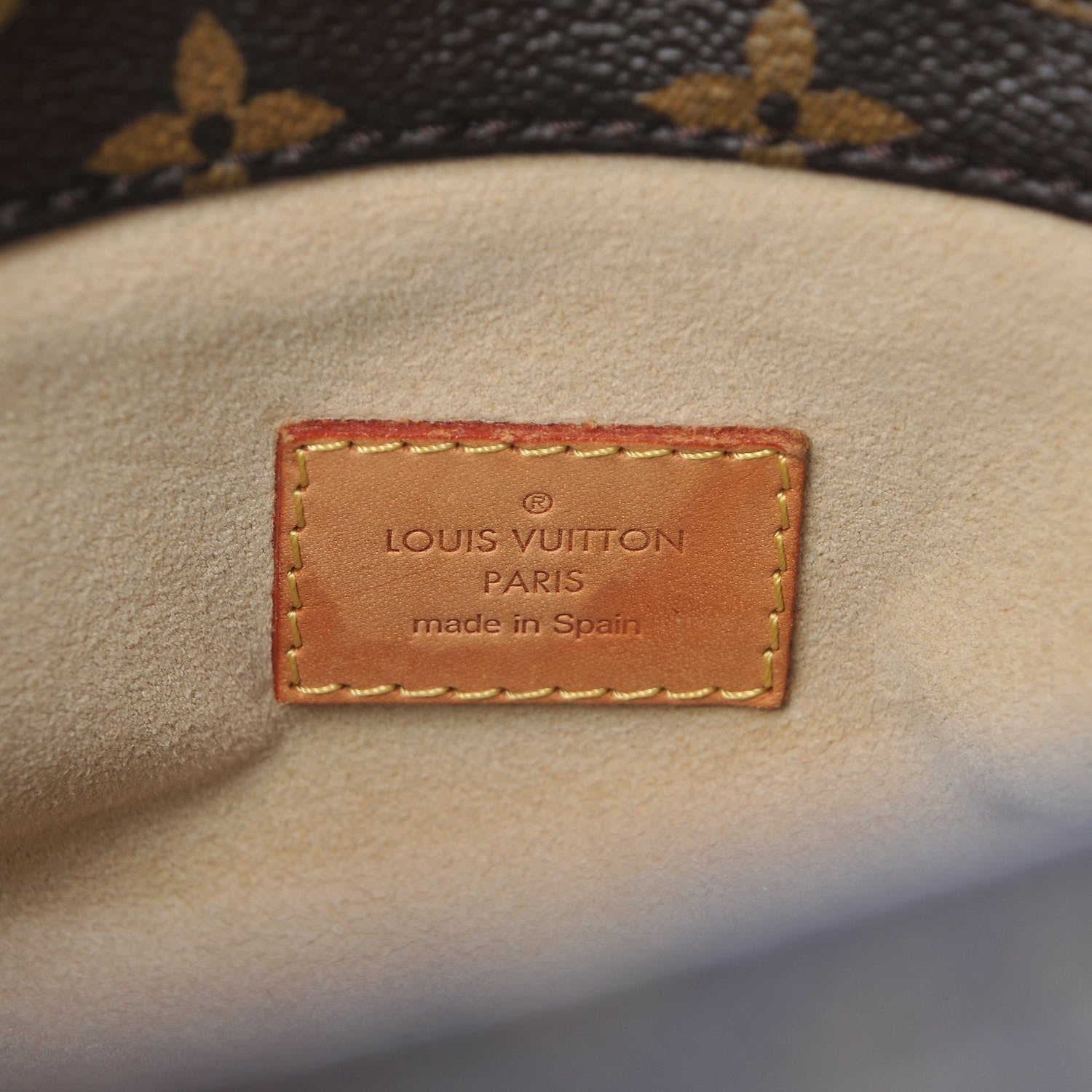 Louis Vuitton Monogram Artsy MM 6 of 7