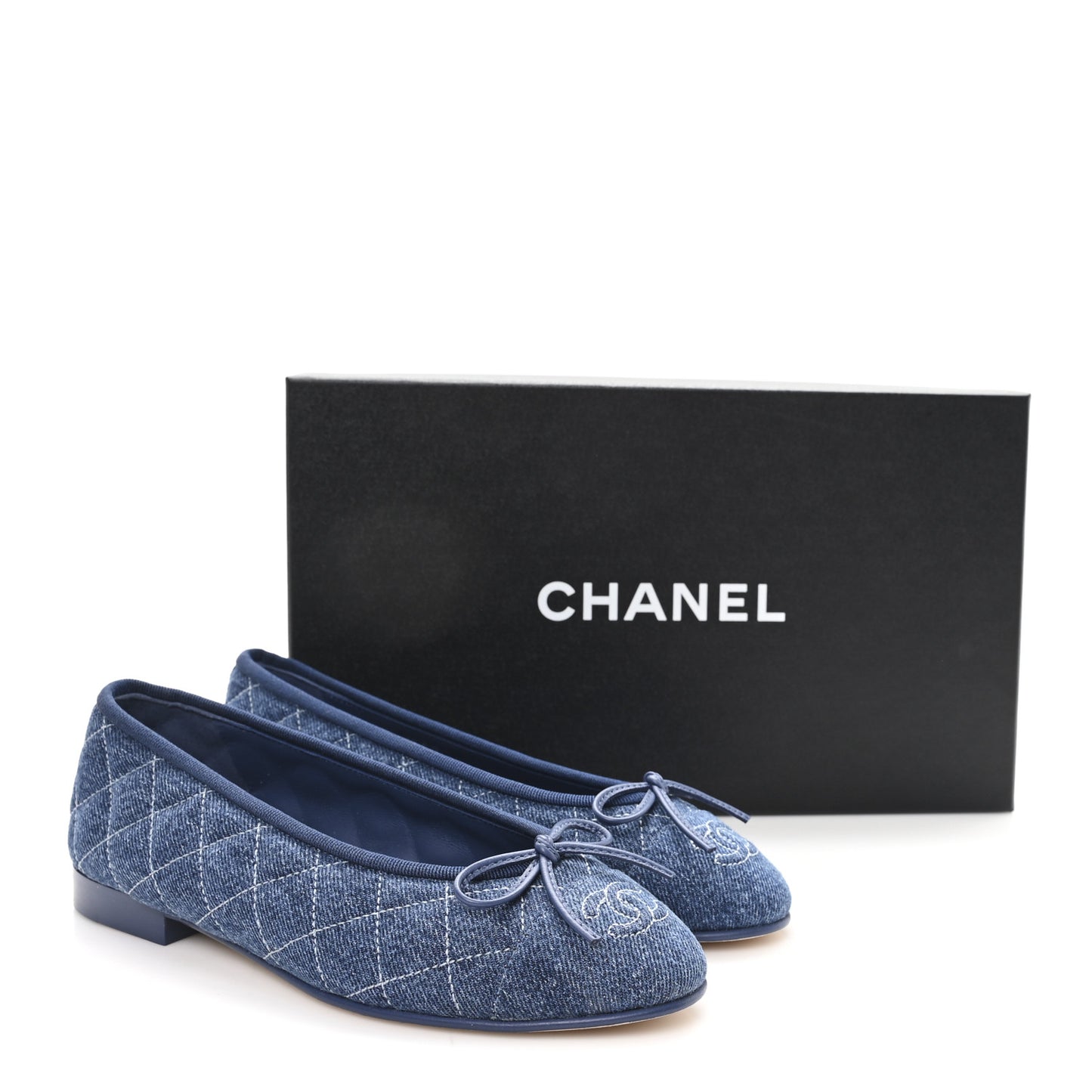 Washed Denim Quilted Cap Toe CC Ballerina Flats 35.5 Blue