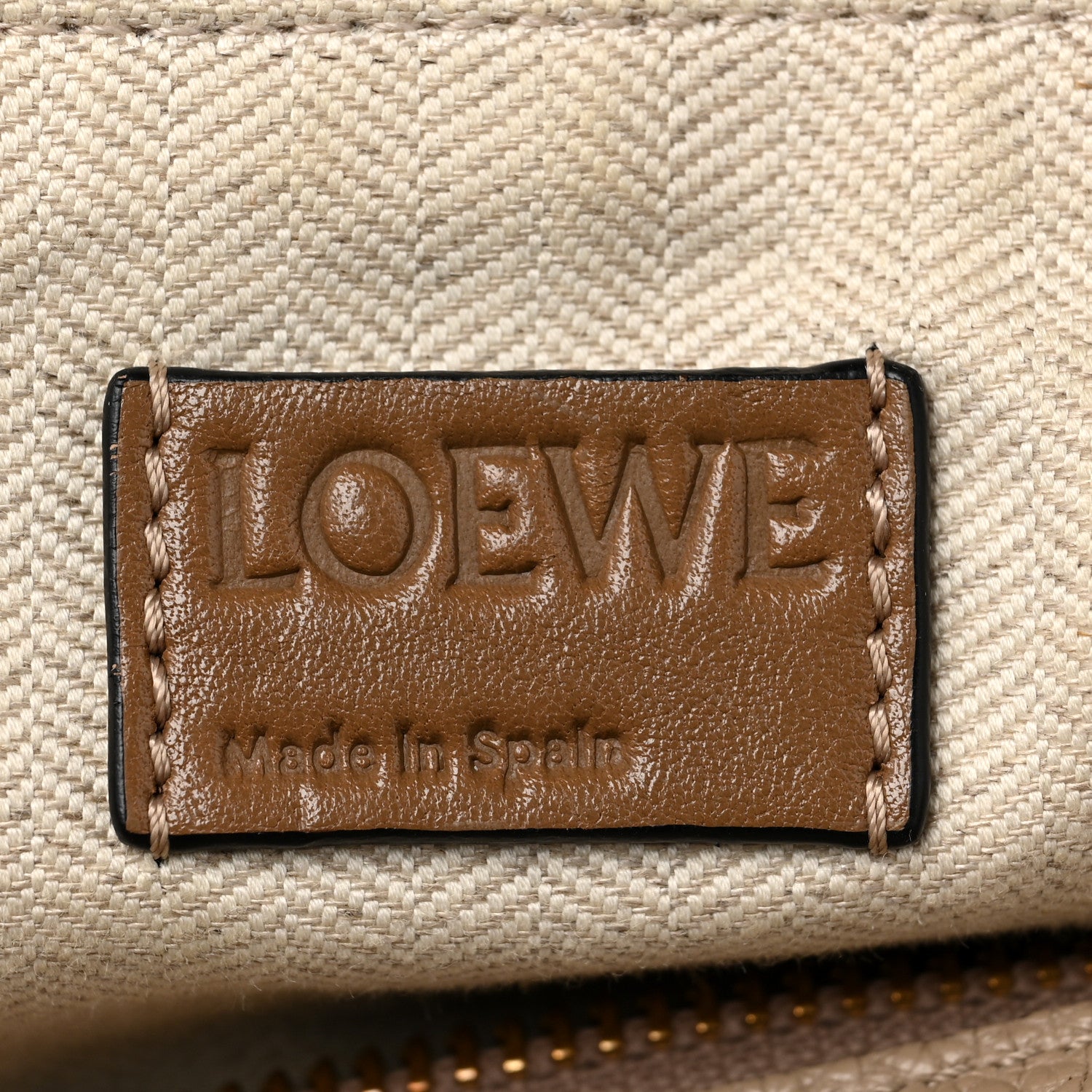 Loewe Calfskin Medium Puzzle Bag Sand Mink 6 of 8