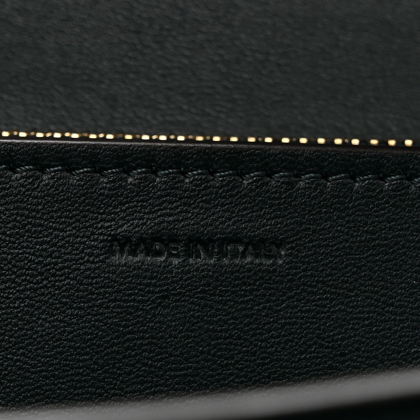 Box Calfskin Classic Box Medium Flap Bag Amazone