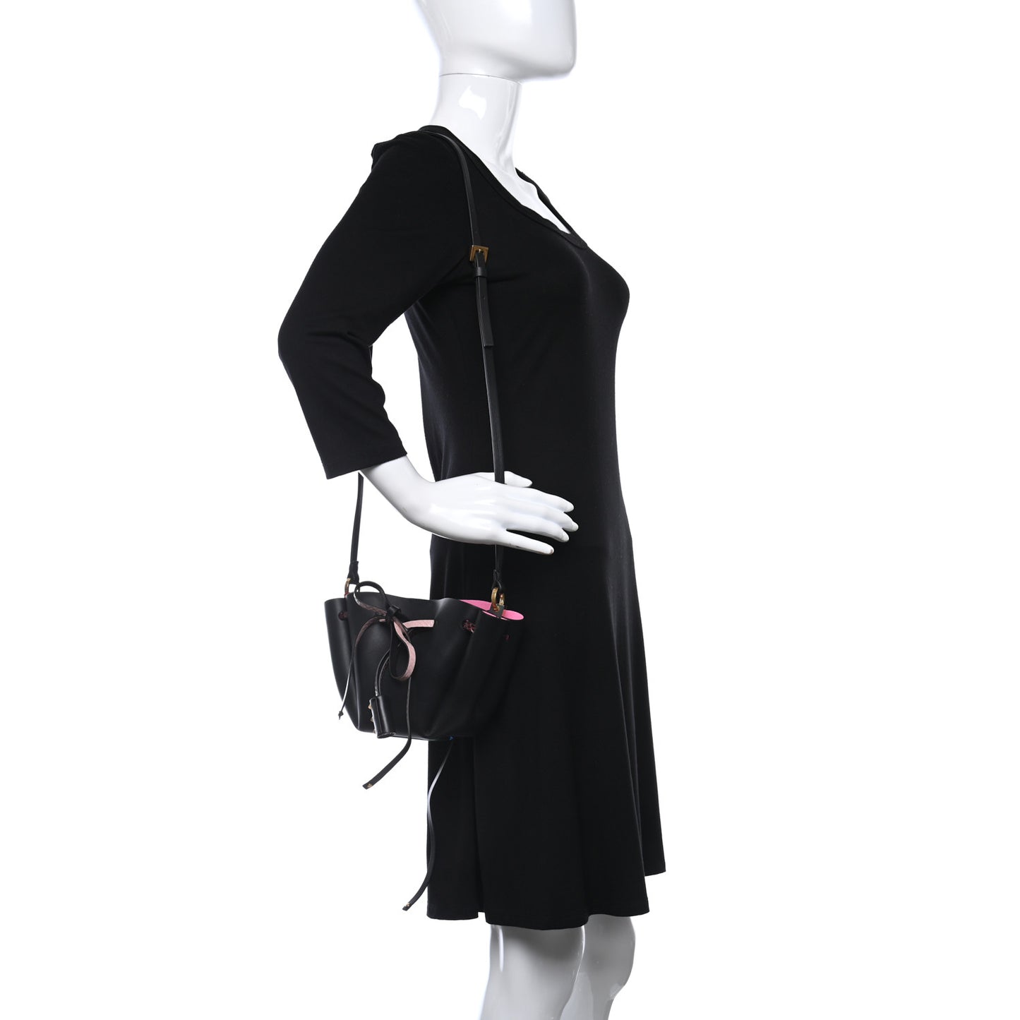 Vitello Ayers VLogo Bucket Bag Black