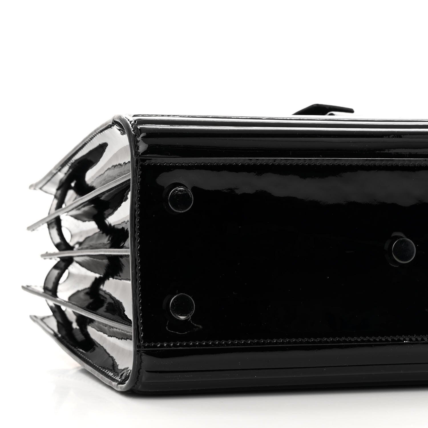 Saint Laurent Ribbed Patent Calfskin Baby Sac De Jour Black 8 of 9