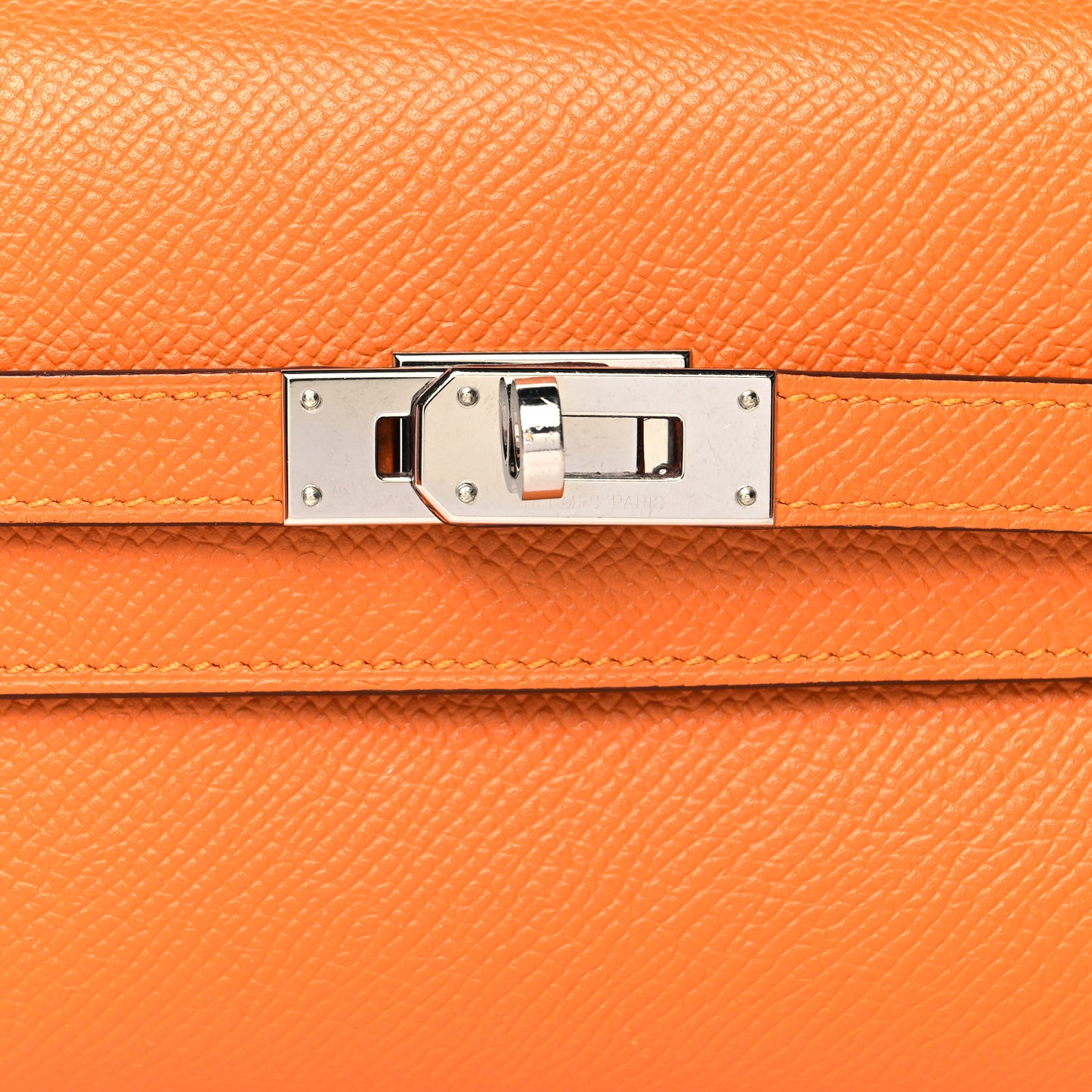 Epsom Verso Kelly Medium Wallet Abricot Rose Azalee