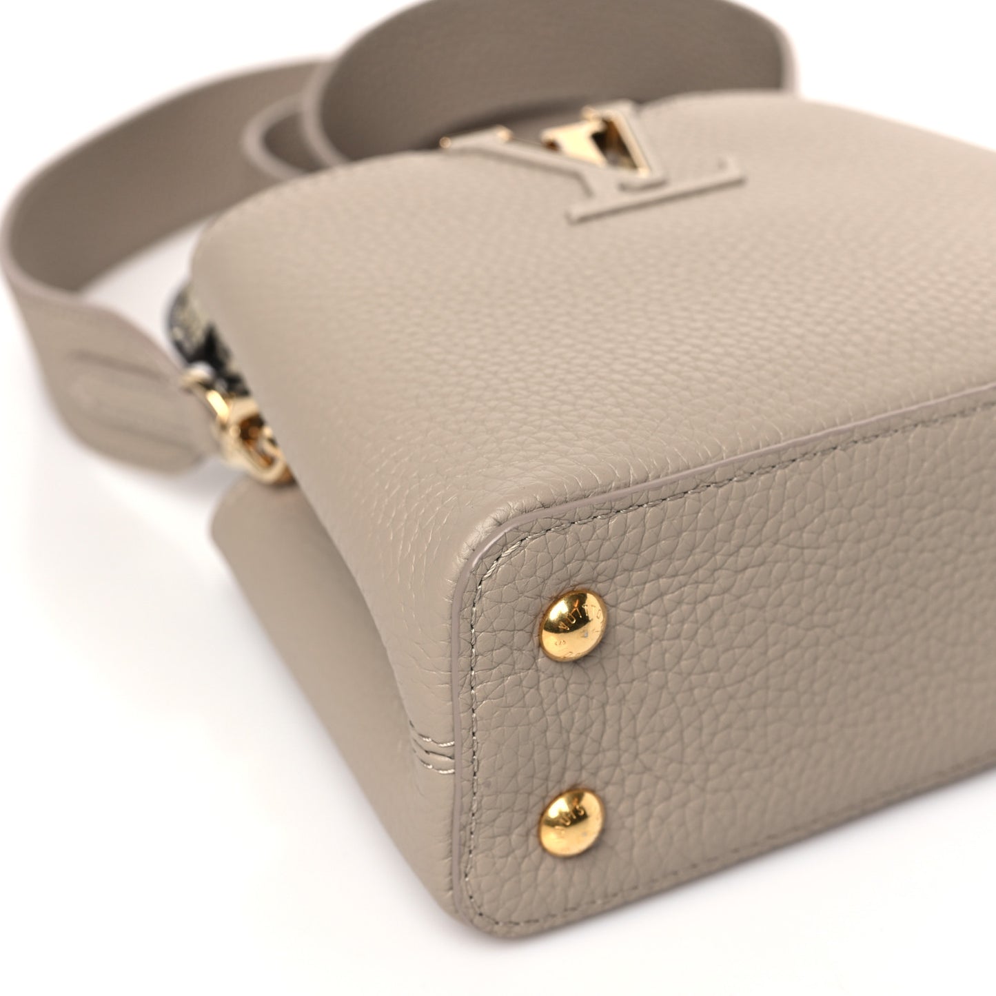 Taurillon Snakeskin Mini Capucines Galet