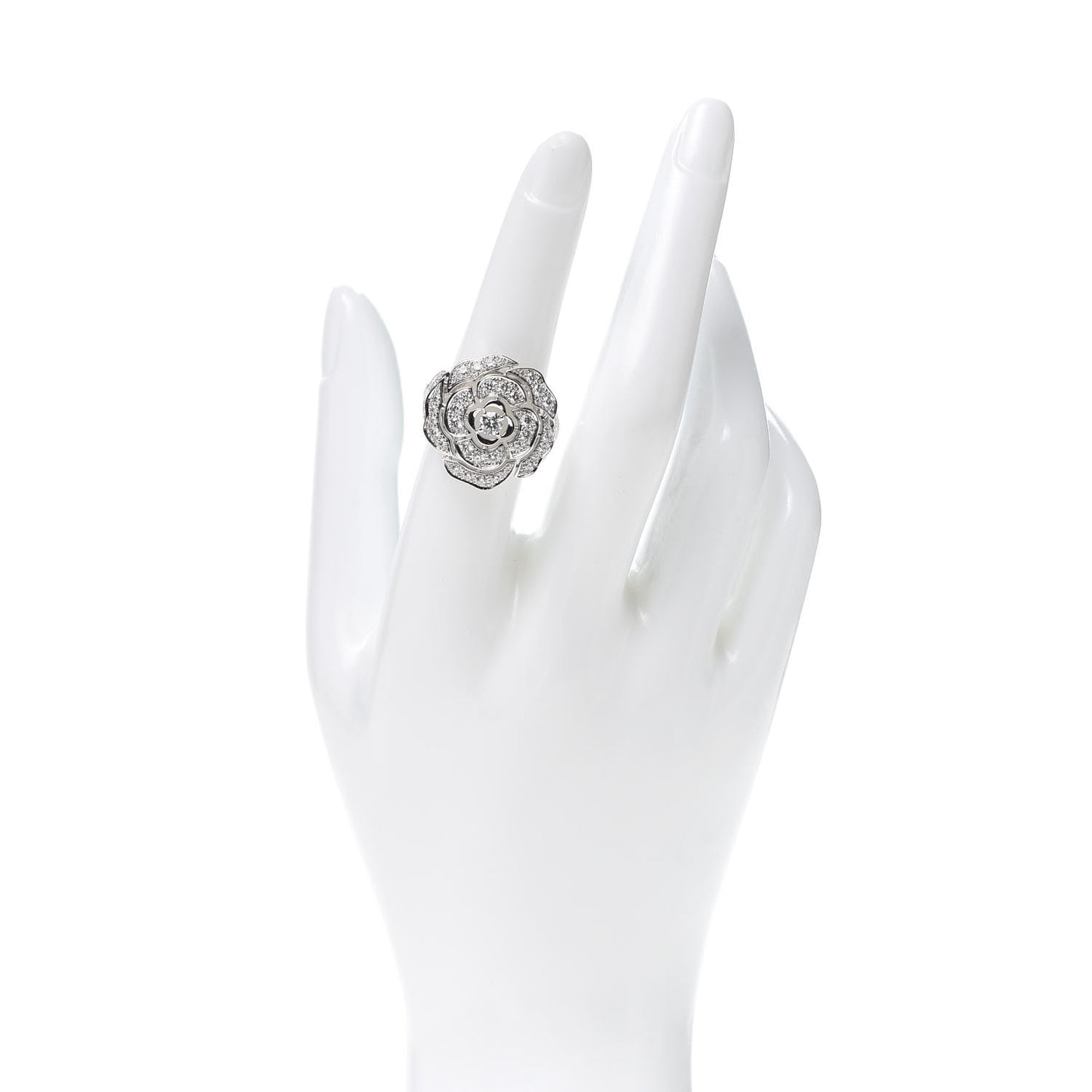 18K White Gold Diamond Bouton de Camélia Ring 54 6.75
