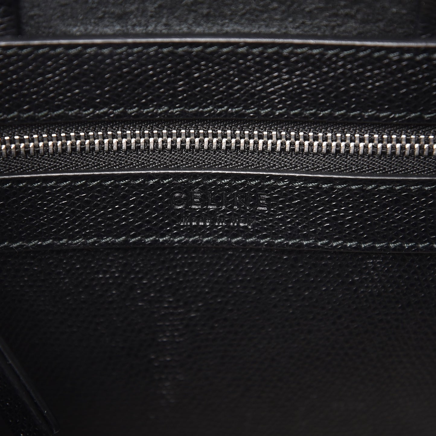 Grained Calfskin Small Vertical Cabas Black
