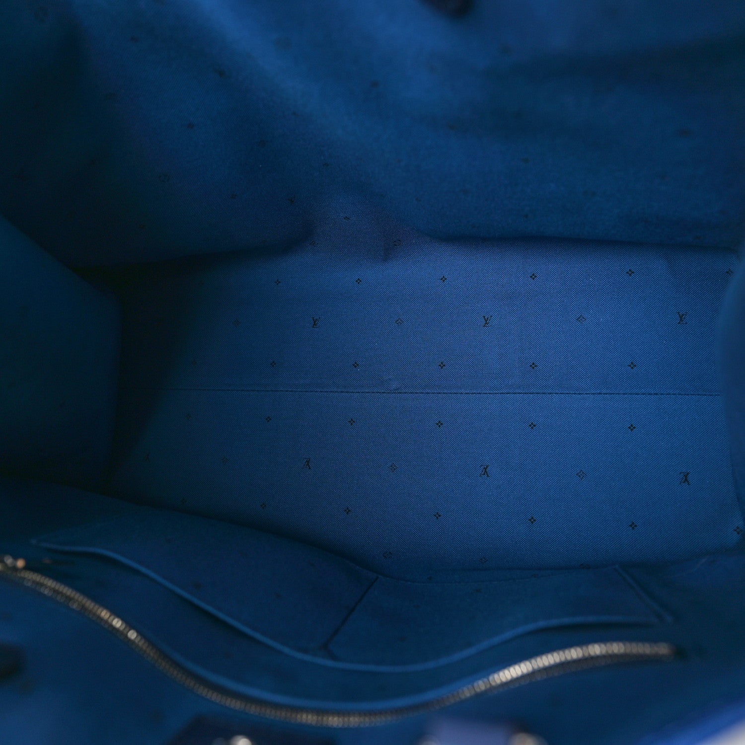 Louis Vuitton Monogram Escale Onthego GM Blue 4 of 8