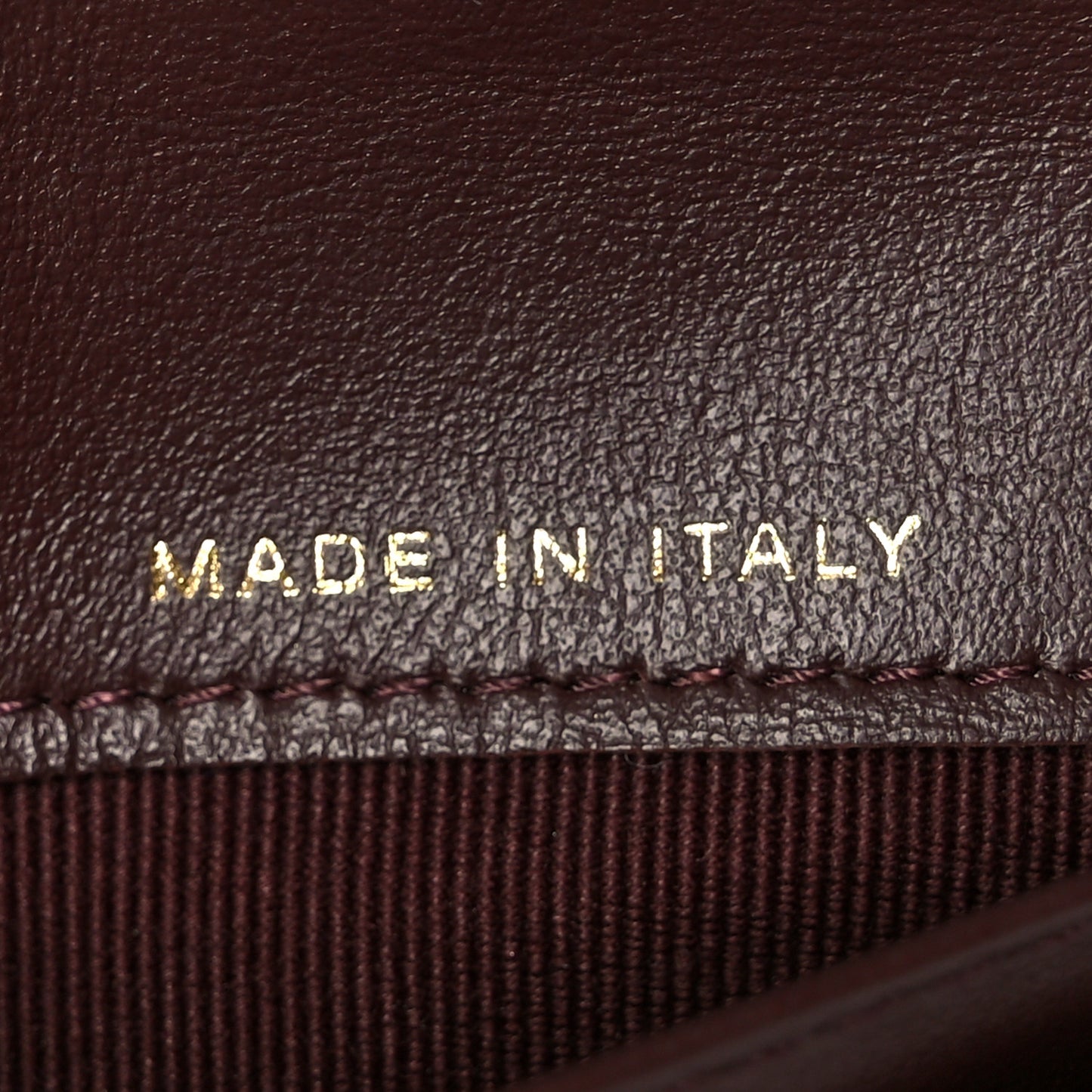 Caviar Quilted CC Zip Compact Wallet Black