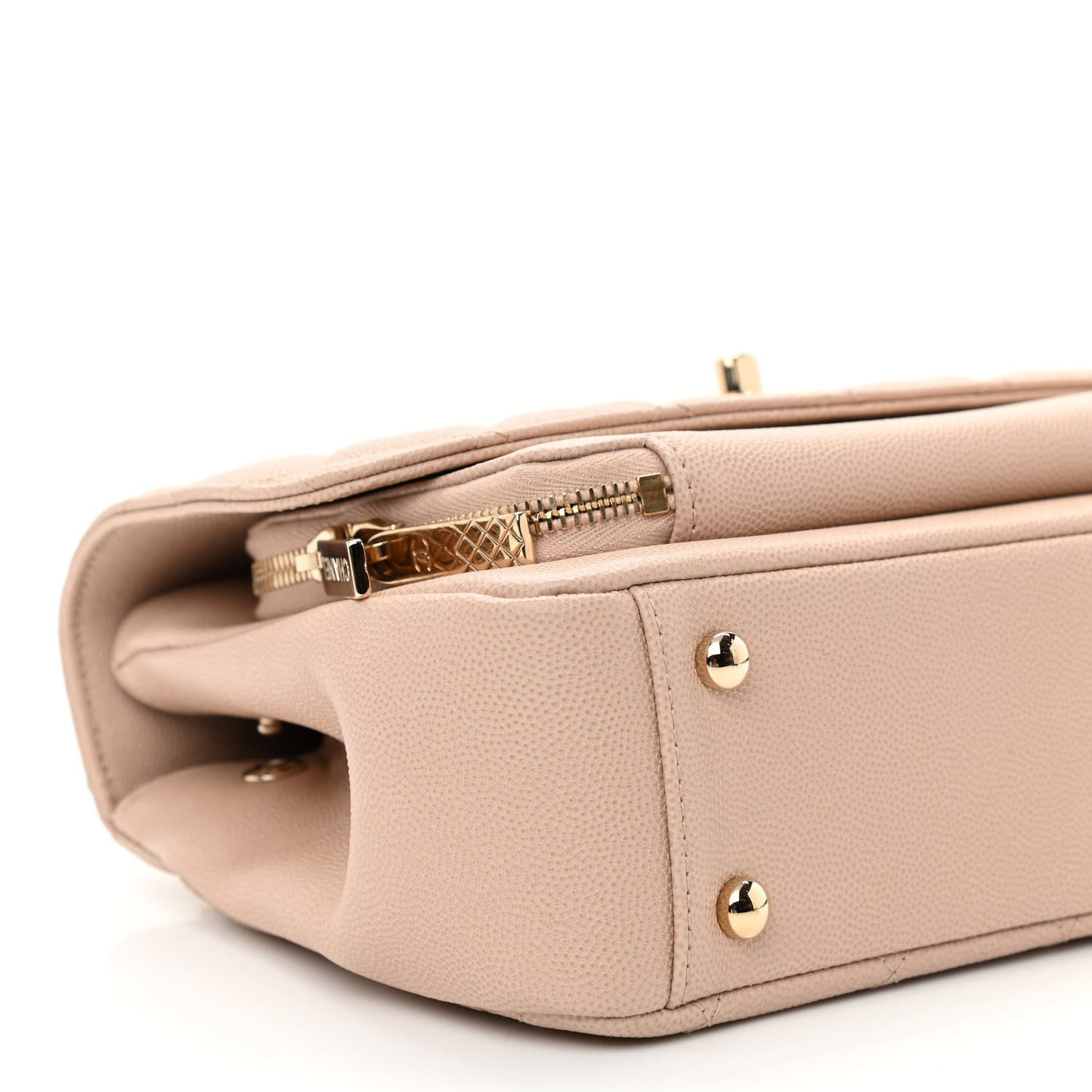 Caviar Quilted Medium Business Affinity Flap Beige
