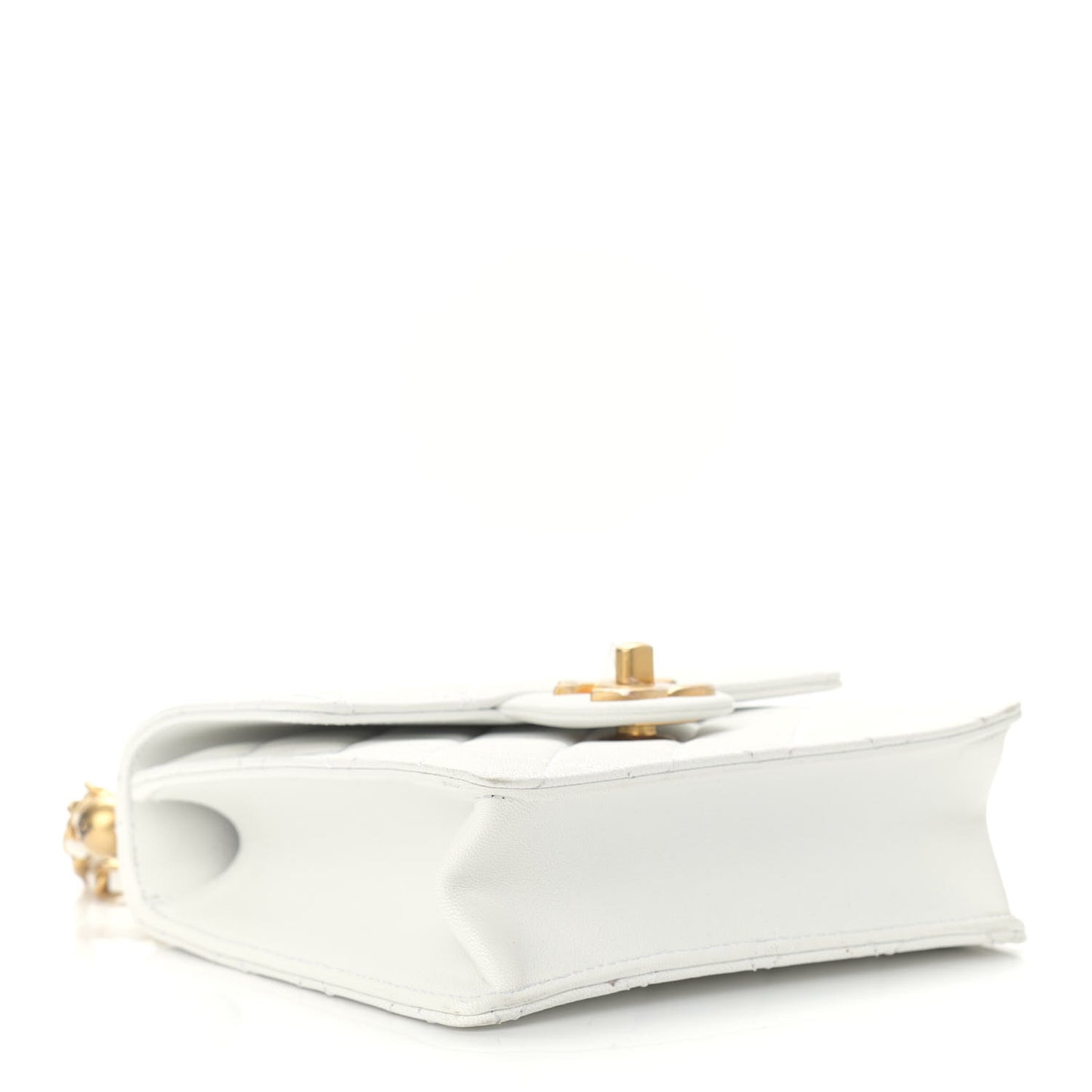 Lambskin Quilted Chic Pearls Flap White