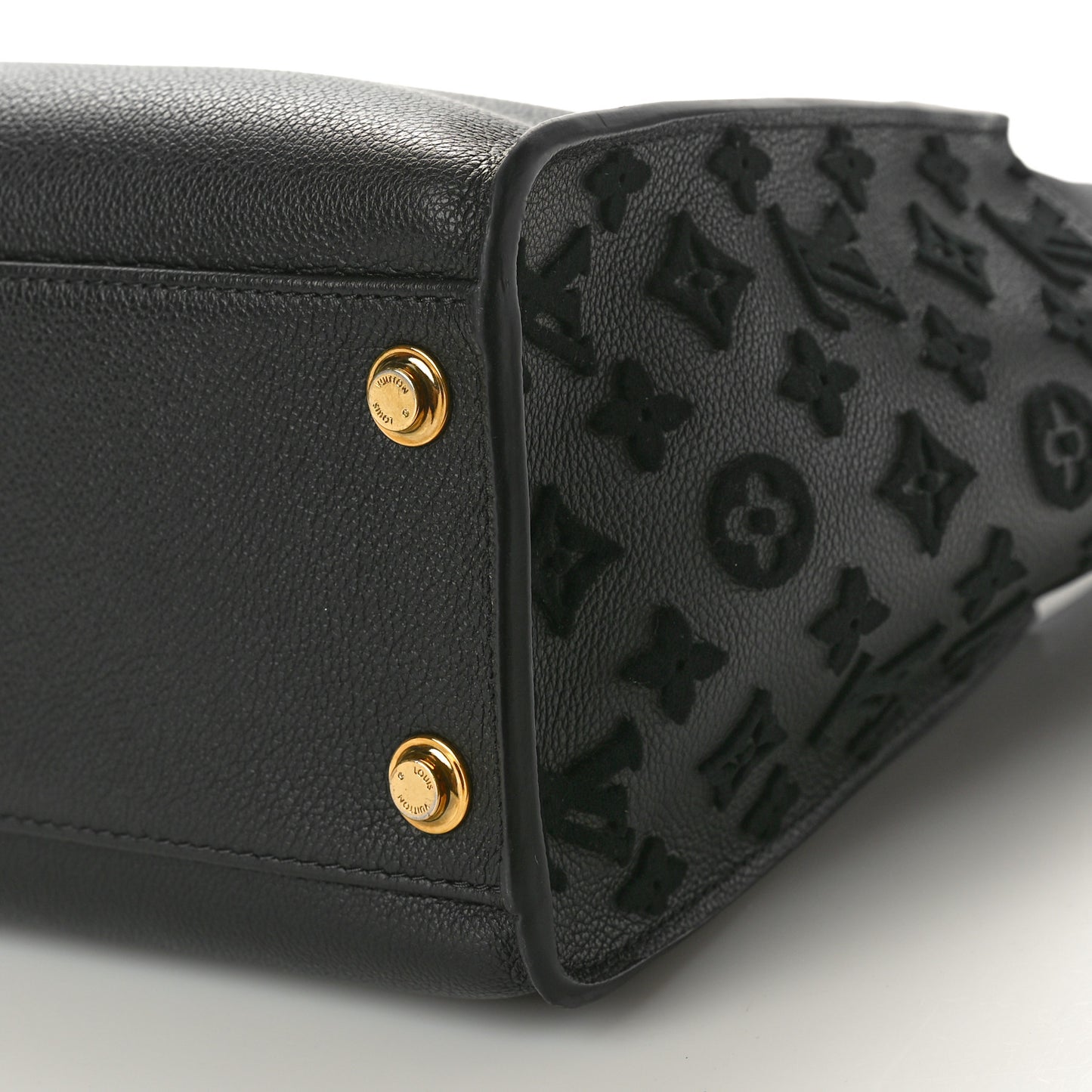 Calfskin Monogram Tufting On My Side Black