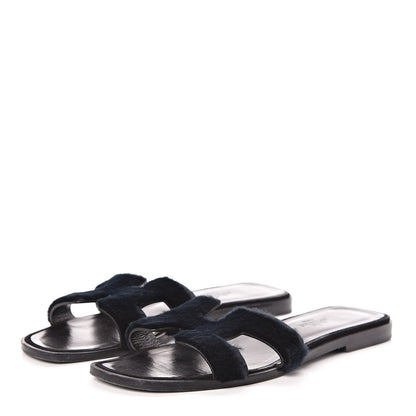 Hermes Sheared Mink Womens Oran Sandals 37 Black 3 of 7