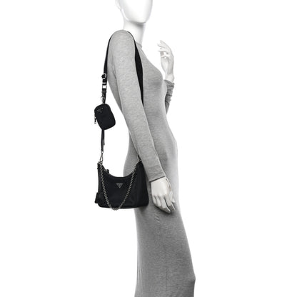 Prada Nylon Re-Edition 2005 Shoulder Bag Black 2 of 12