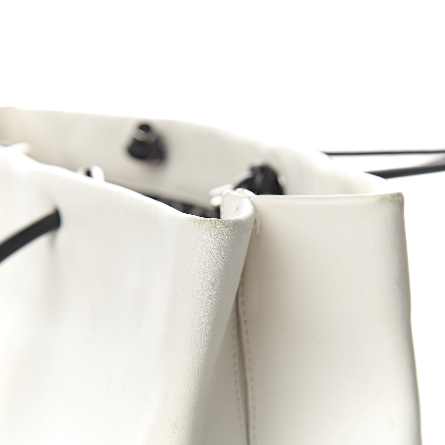 Calfskin Large Essential 31 Rue Cambon Tote White Black