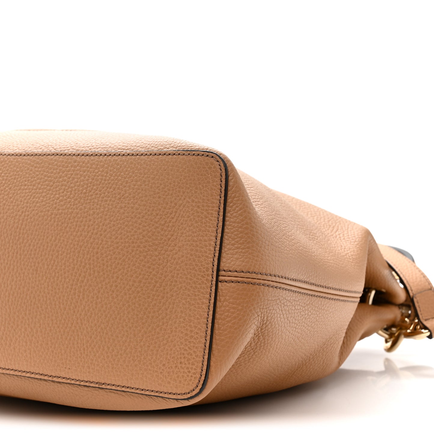 Pebbled Calfskin Large Soho Hobo Camelia