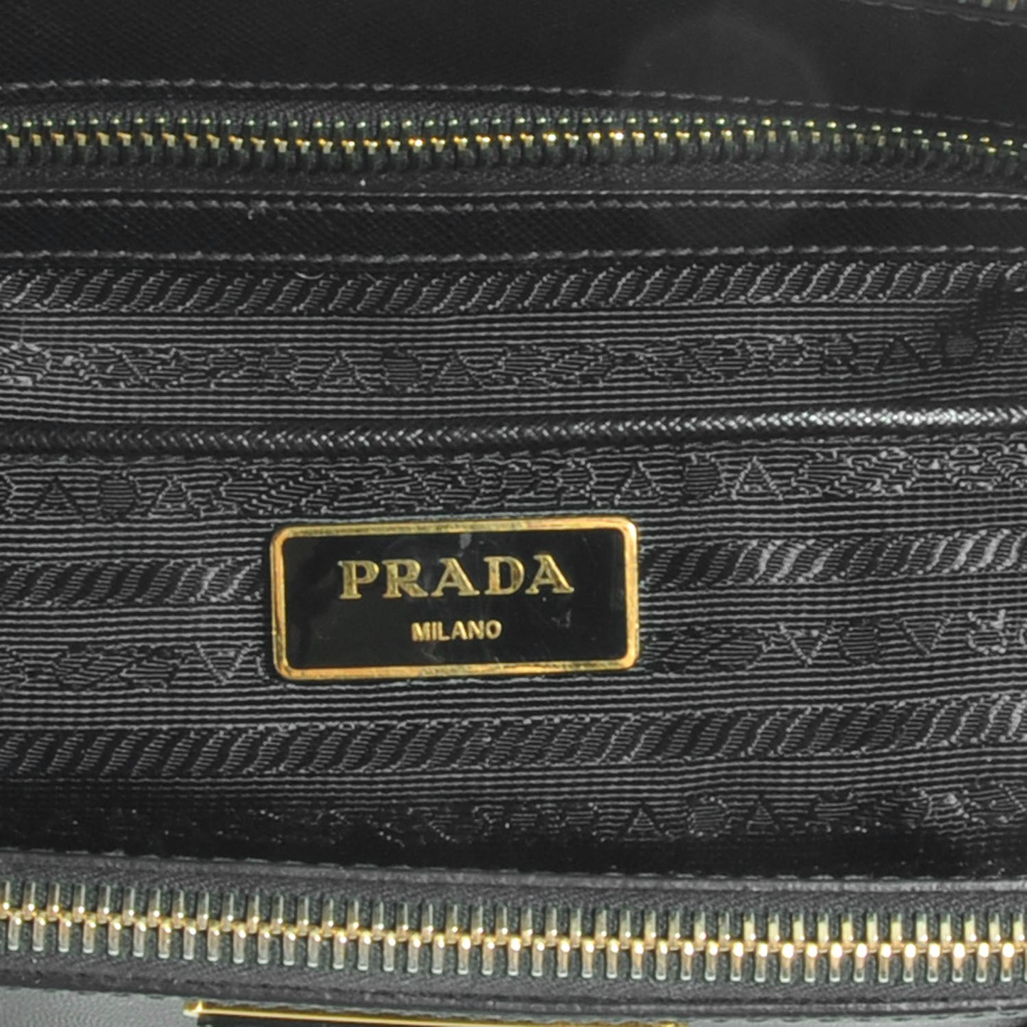 Saffiano Lux Medium Tote Nero Black