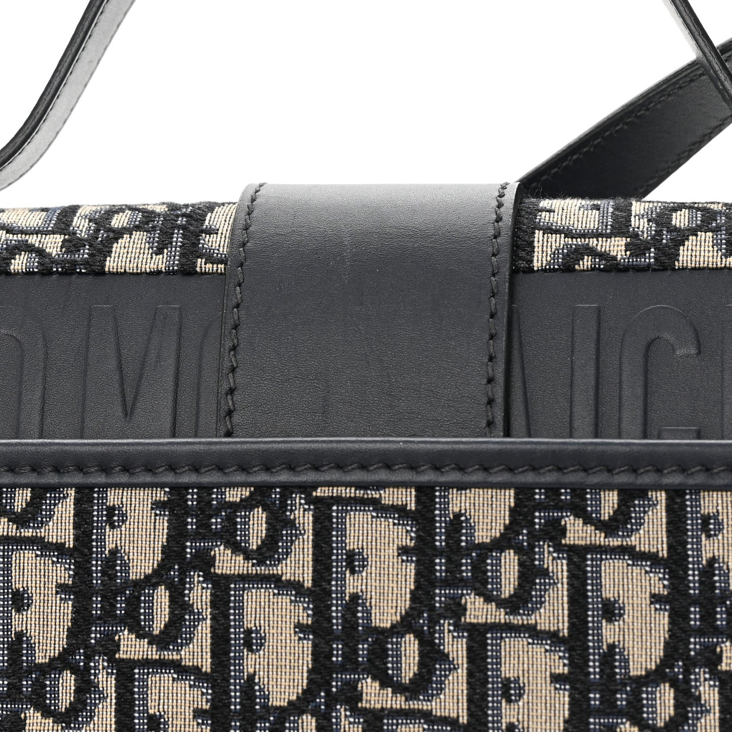 Oblique 30 Montaigne Flap Bag Blue