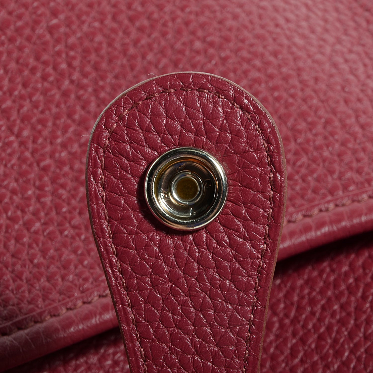 Hermes Taurillon Clemence Evelyne III PM Rubis 6 of 16