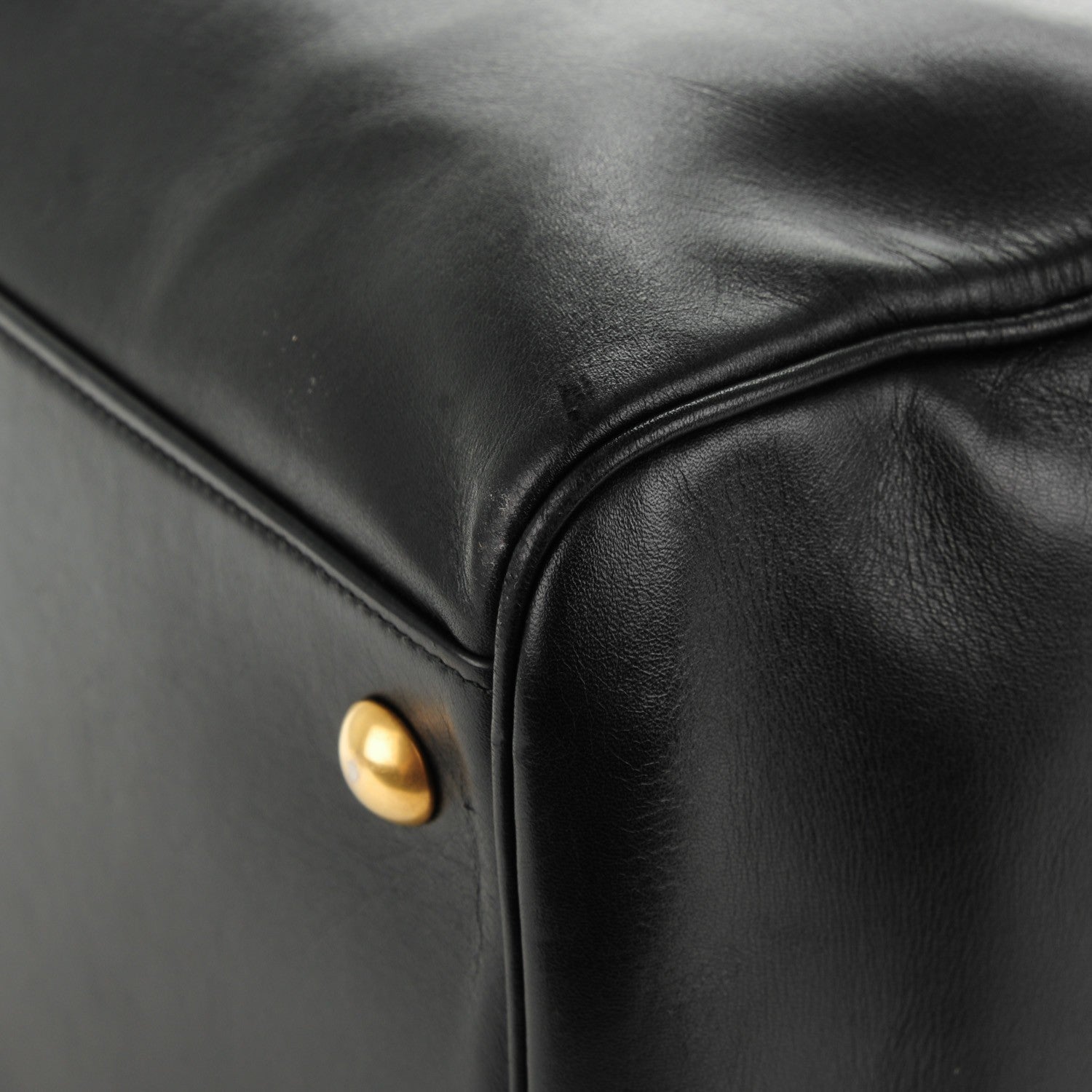Saint Laurent Smooth Calfskin Classic Duffle 6 Bag Black 9 of 9