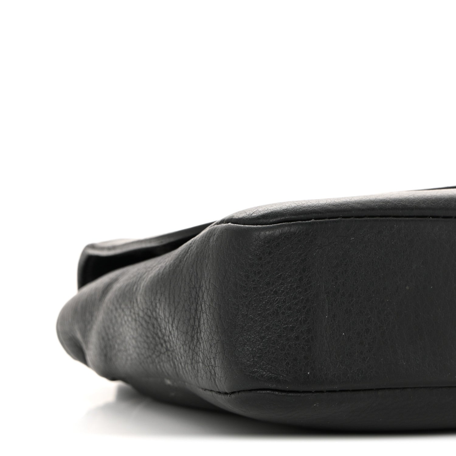 Balenciaga Pebbled Calfskin Logo Everyday Flap Chain Wallet Black 9 of 12