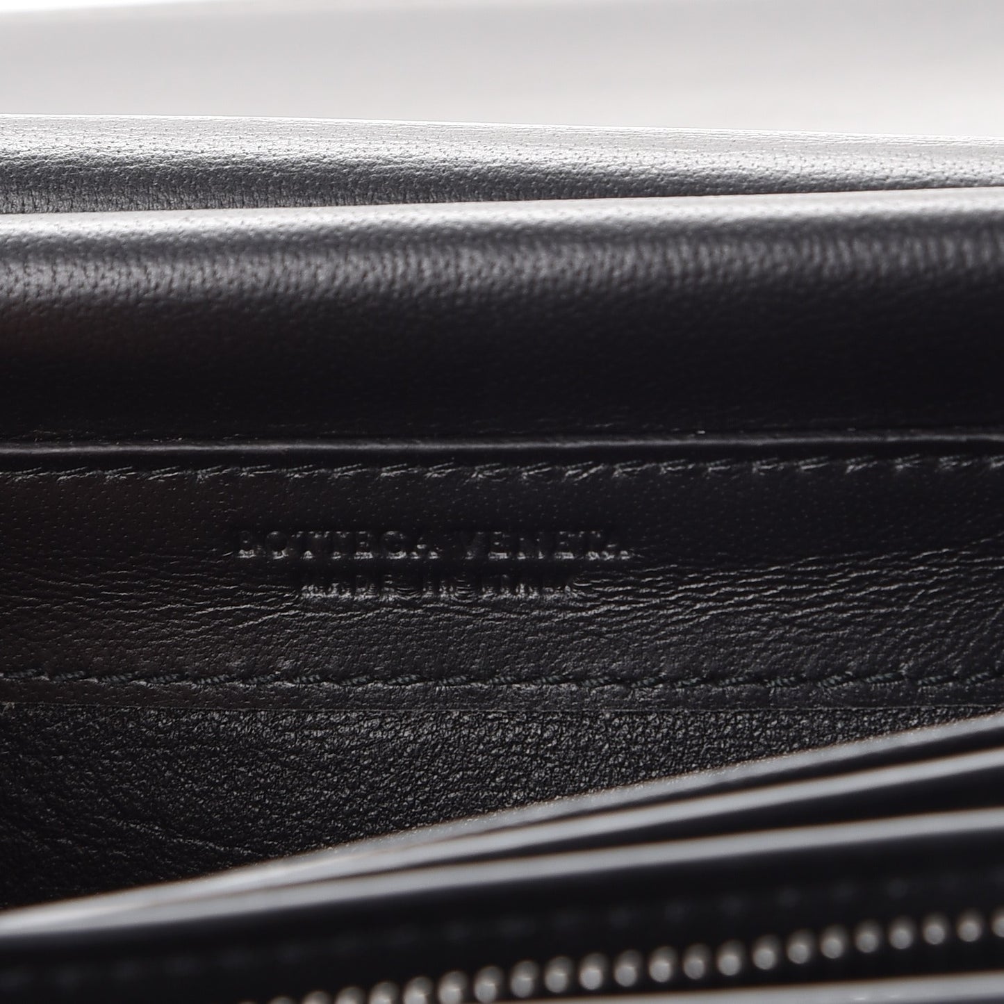 Nappa Intrecciato Continental Chain Wallet Nero Black