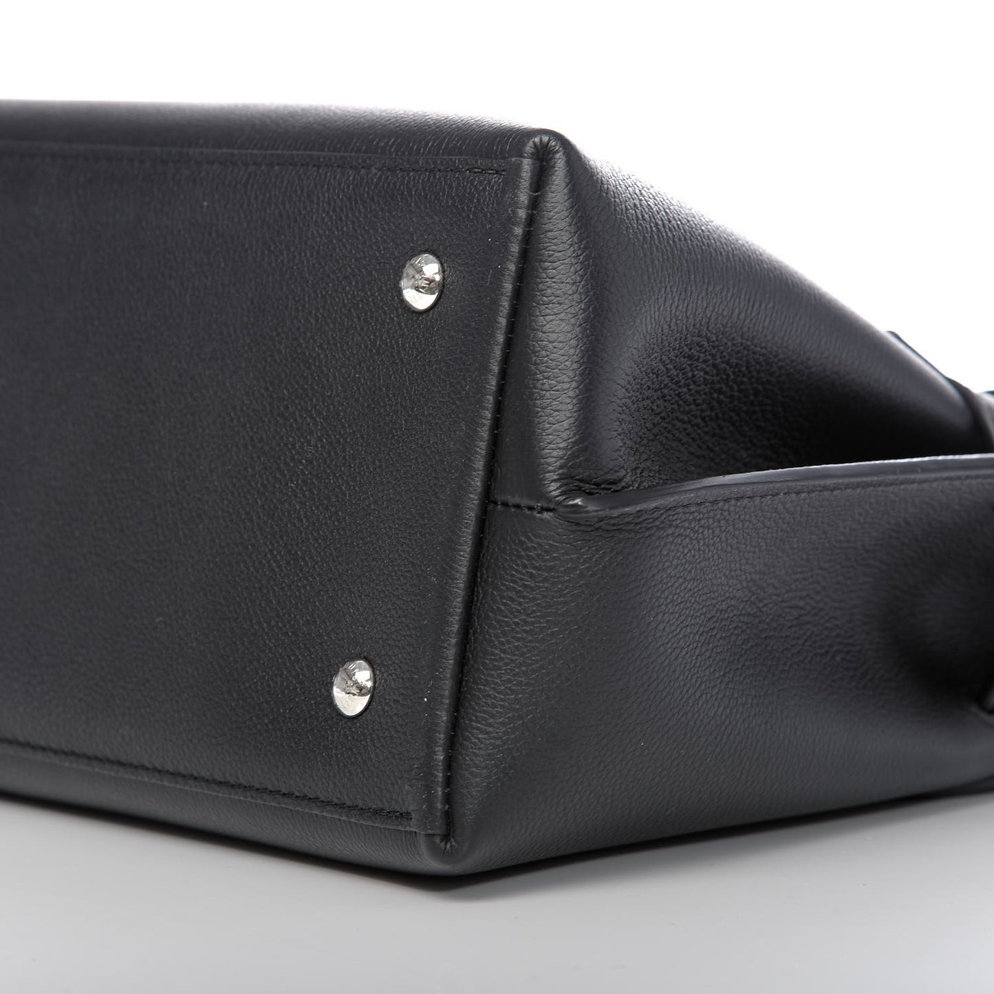 Soft Calfskin Lockme Ever Black