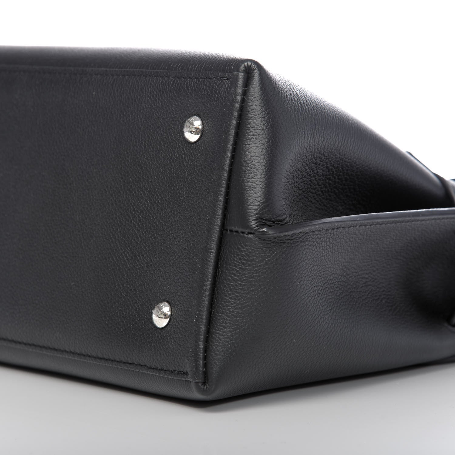 Louis Vuitton Soft Calfskin Lockme Ever Black 9 of 10