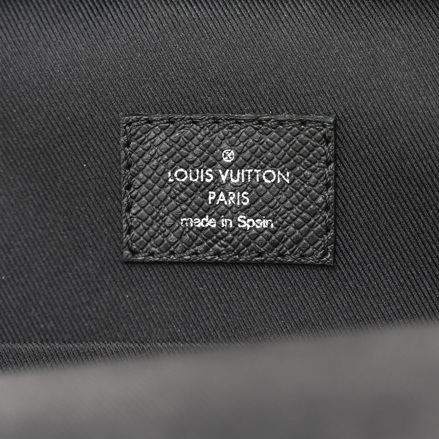 Louis Vuitton Taigarama Outdoor Slingbag Black 6 of 9