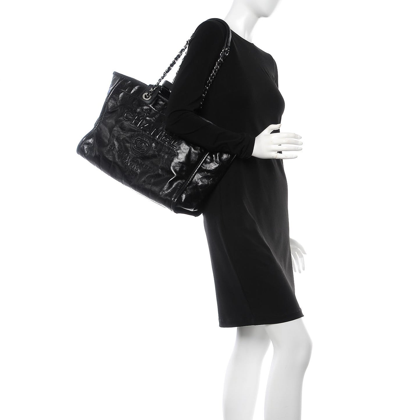 Glazed Calfskin Large Deauville Tote Black