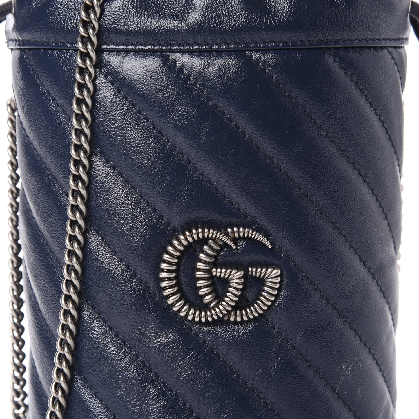 Vintage Effect Calfskin Matelasse Diagonal Mini Torchon GG Marmont 2.0 Bucket Bag Blue Agata Mystic White