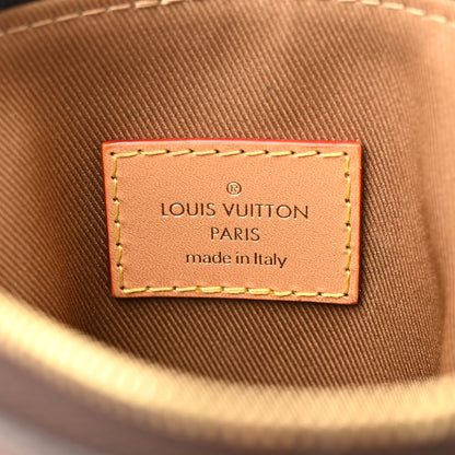 Louis Vuitton Monogram Utility Phone Sleeve 6 of 10