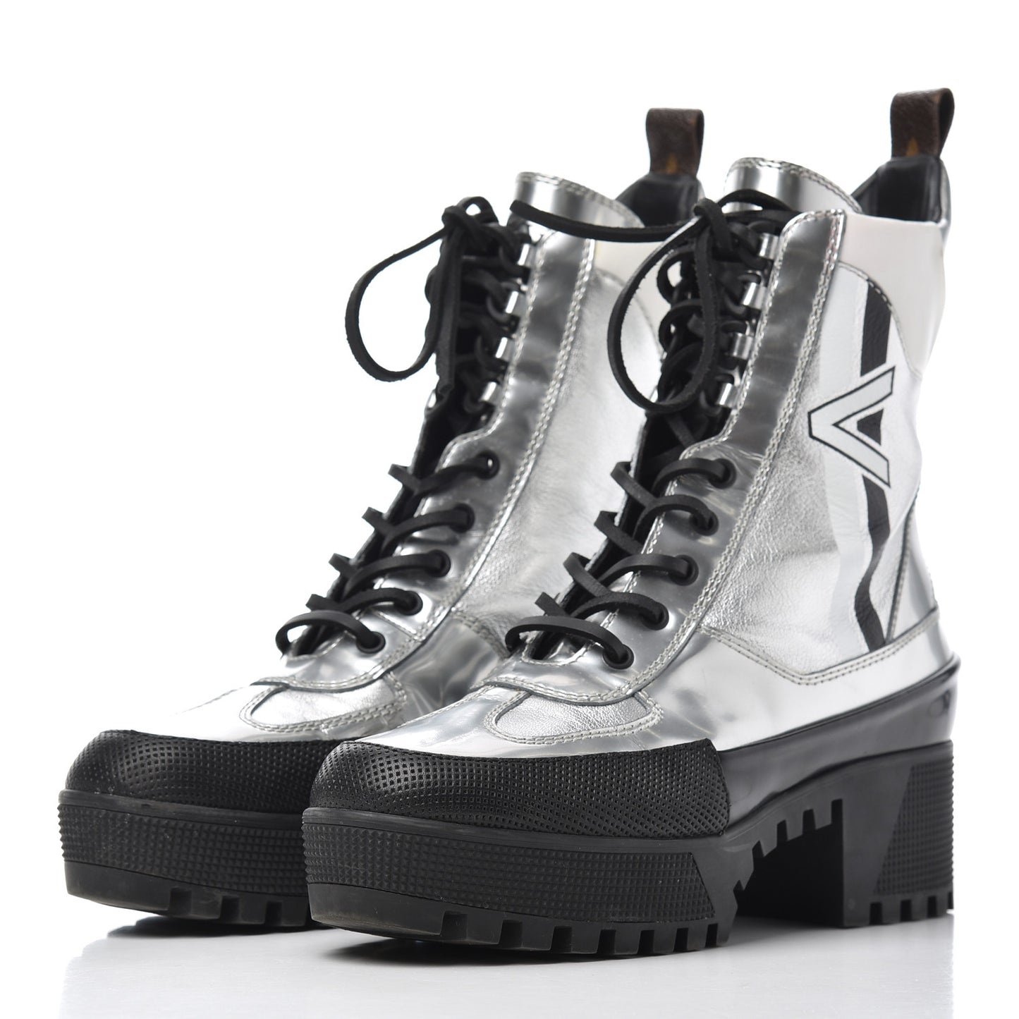 Patent Calfskin Spaceship Laureate Platform Desert Boots 37.5 Silver